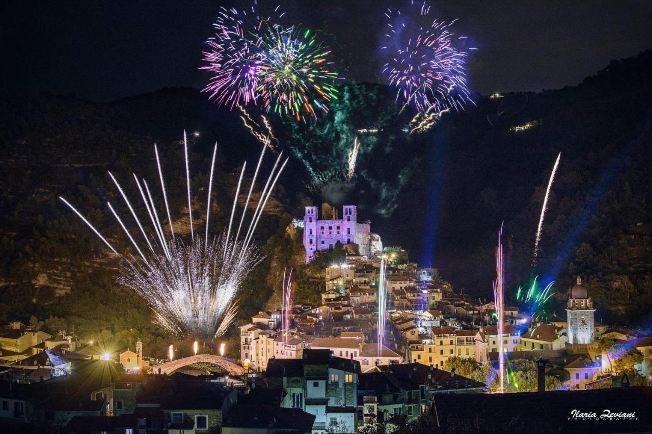 Appartamento Casa Ale Dolceacqua Esterno foto