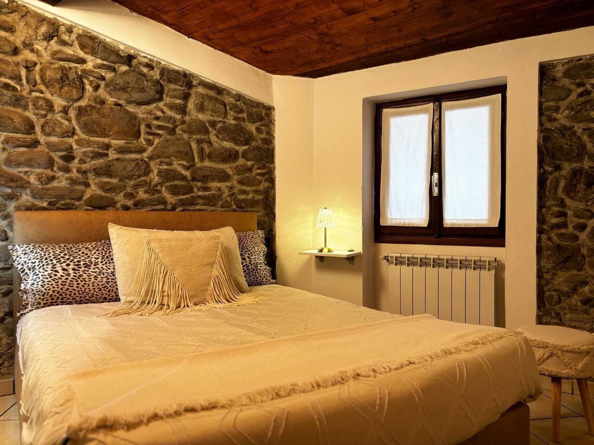 Appartamento Casa Ale Dolceacqua Esterno foto